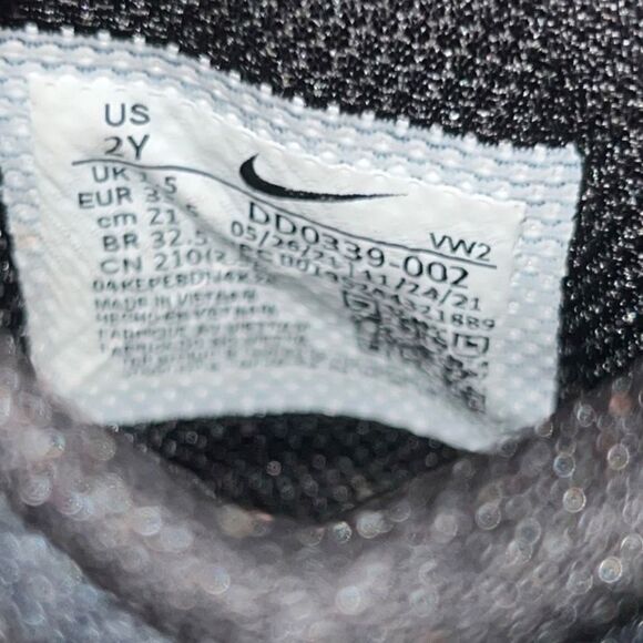 Youth Nike Kyrie Flytrap 5 PS 'Black Anthracite' DD0339-002 Size 2 Big Kids 2021 - Picture 5 of 7